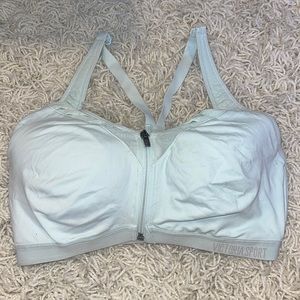 Victoria’s Secret Victoria sport front close sports bra